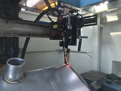 工業焊接機器人需要用到哪些技術