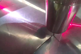 經典案例：創想機器人焊縫跟蹤系統應用在相貫線焊接