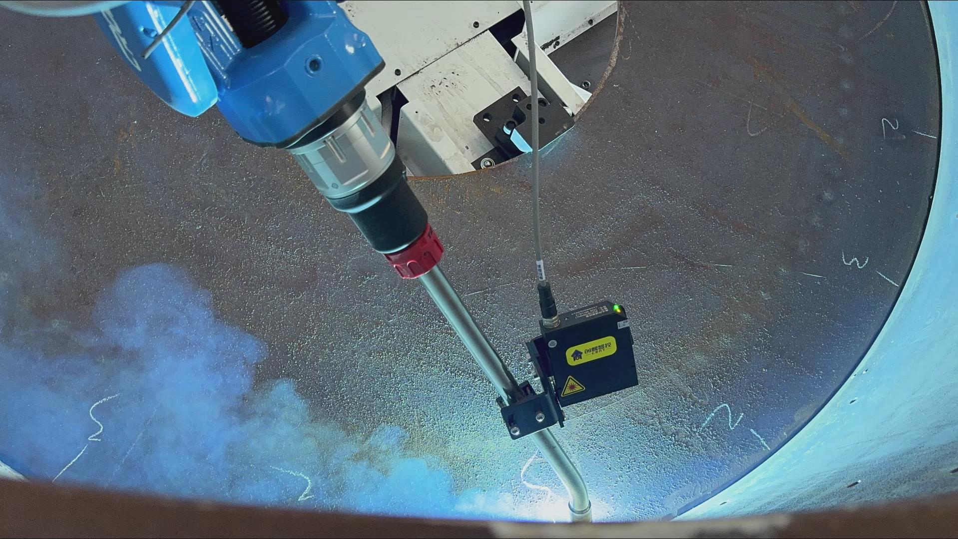 卡諾普機器人搭載創想智控激光焊縫跟蹤系統，實現攪拌設備焊接智能化升級